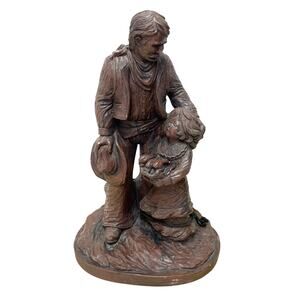 Largo Papa, Kate and The Bunnies Limited Edition Sculpture Numbered 714/7500 EUC